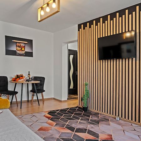 בוקרשט Apartament De Lux Drumul Taberei מראה חיצוני תמונה