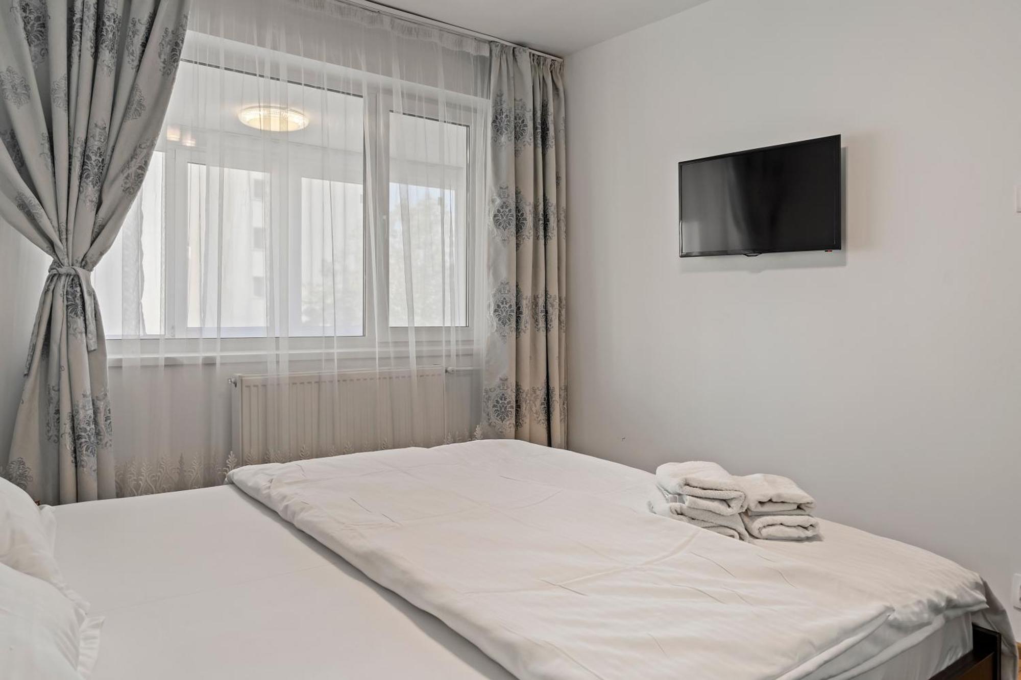 בוקרשט Apartament De Lux Drumul Taberei מראה חיצוני תמונה
